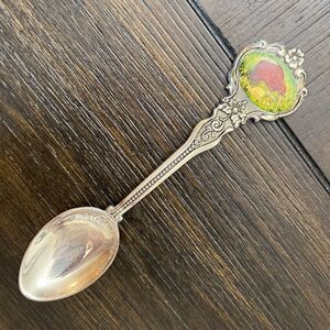 Vintage | New Zealand Collector Spoon #39